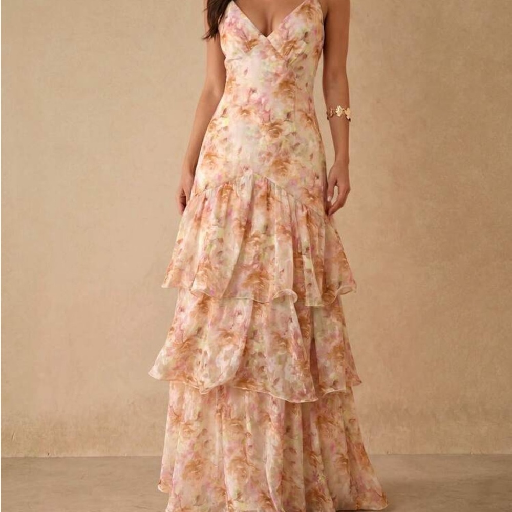 Romantic Floral Tiered Maxi Dress - Cream Pink